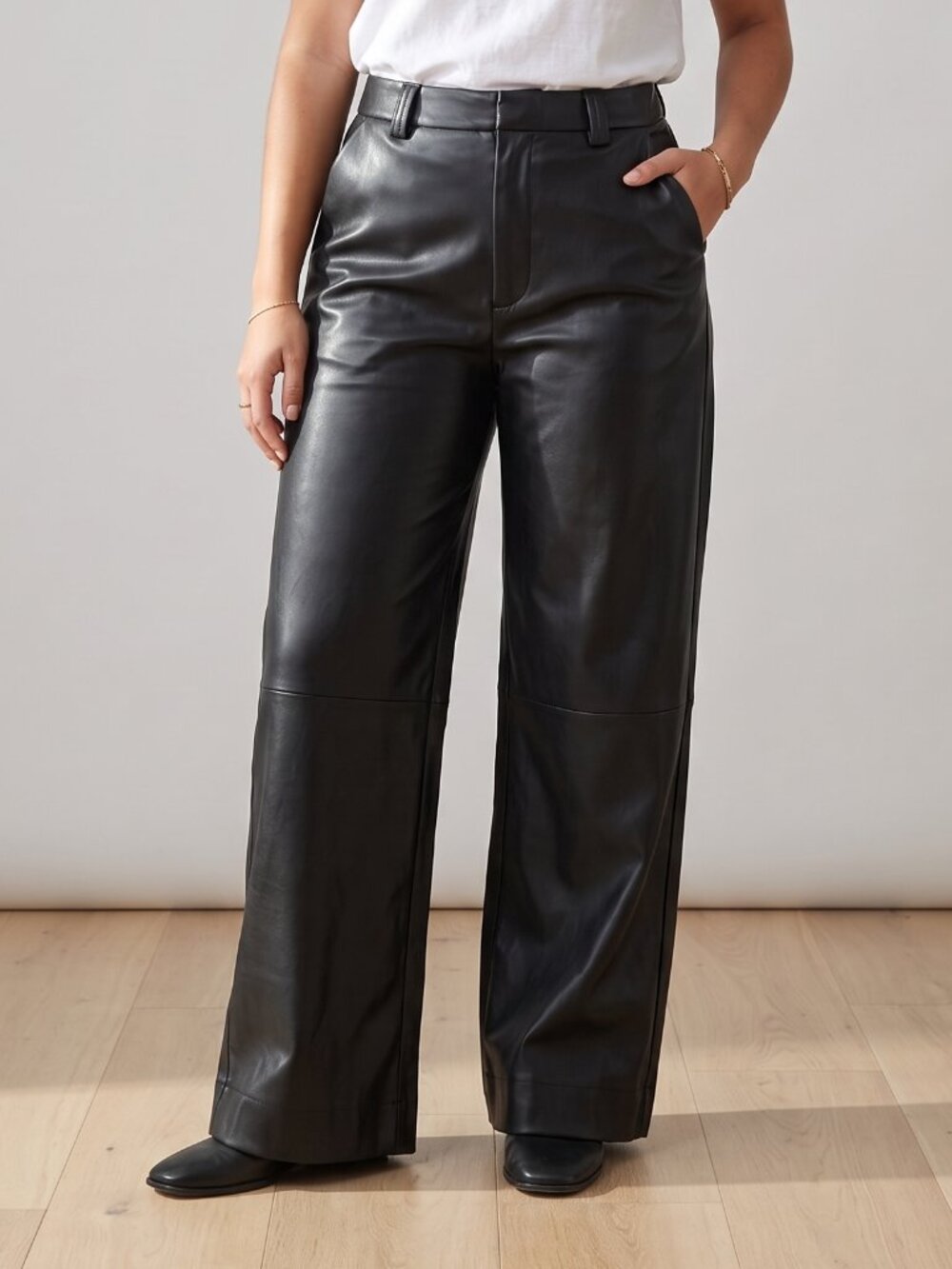 Joe's Jeans The Vegan Leather Trouser Black High Rise Wide Leg Pants Waist 30"